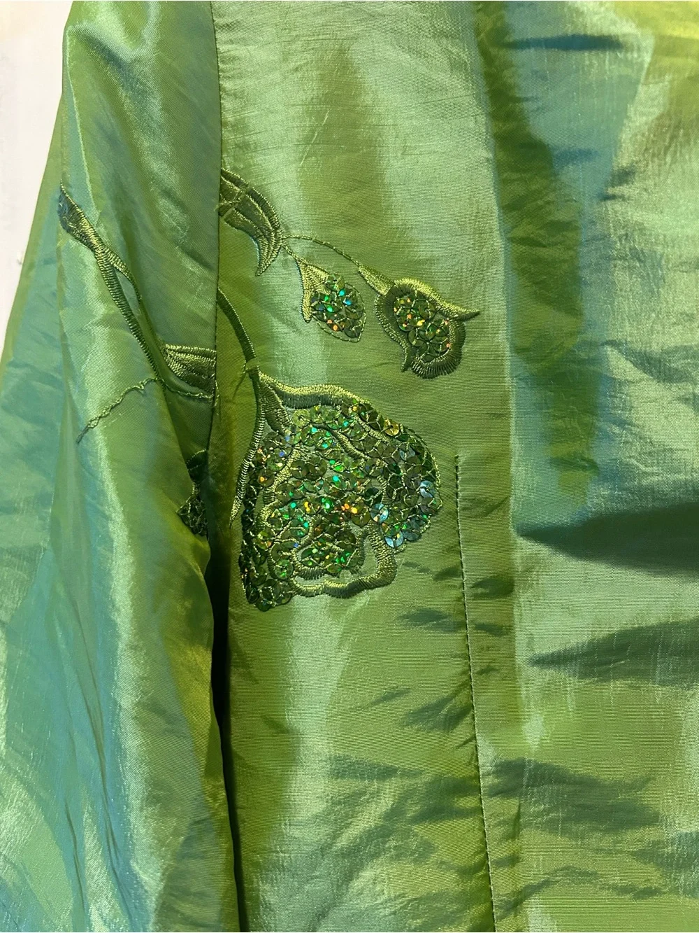 Laogudai Embroidered Green Silk Mandarin Collar Jacket- fits more like a medium